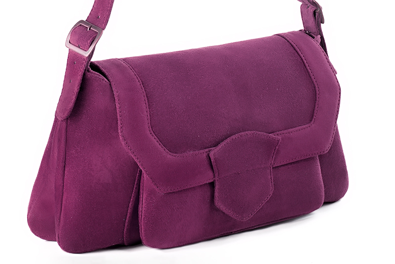 Mulberry purple women's dress handbag, matching pumps and belts. Front view - Florence KOOIJMAN